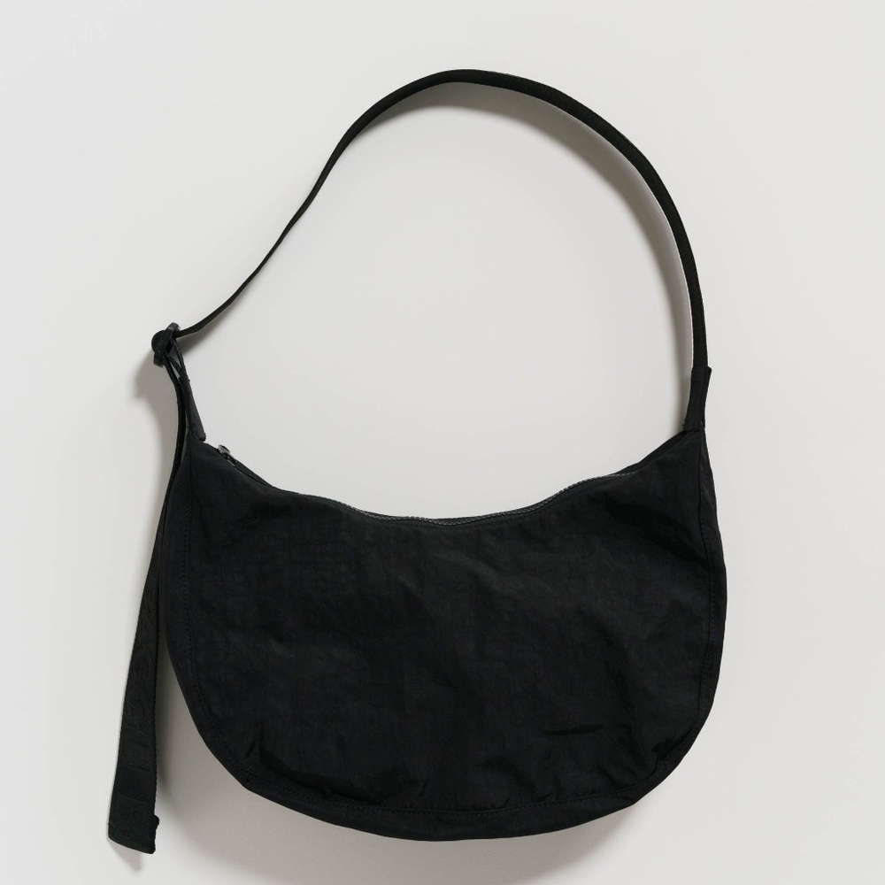 BAGGU Medium Nylon Crescent Bag in Black